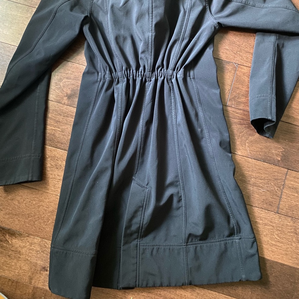 Lululemon Fall Jacket - Picture 8 of 8